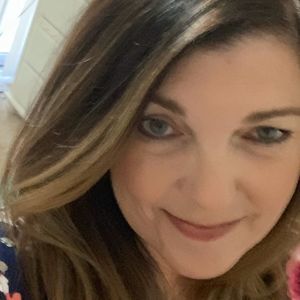 Meet your Posher, Libby